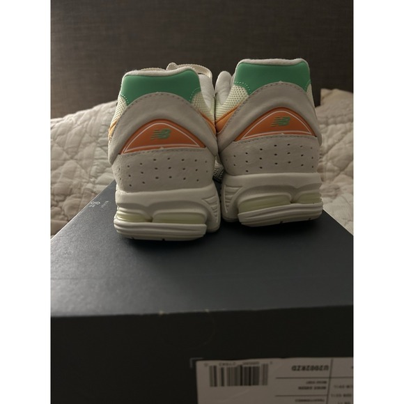New Balance 2002R Men's 11.5 Linen Green Apple No Box - Picture 5 of 8